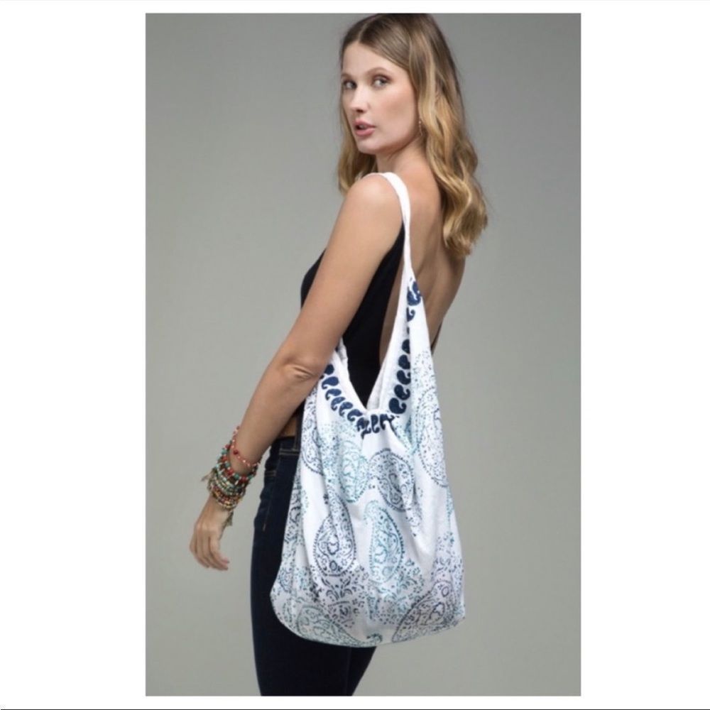 NEW Boho Paisley Print Shoulder Bag - Picture 3 of 5